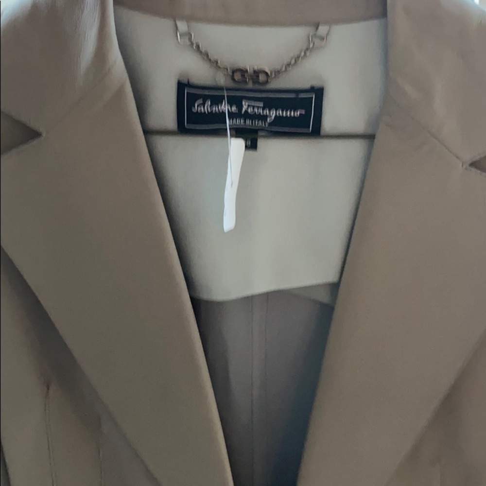 Salvatore Ferragamo Women’s leather jacket NWT - Picture 12 of 14